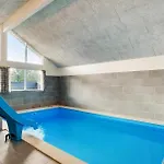 Cozy In With Sauna בית נופש *